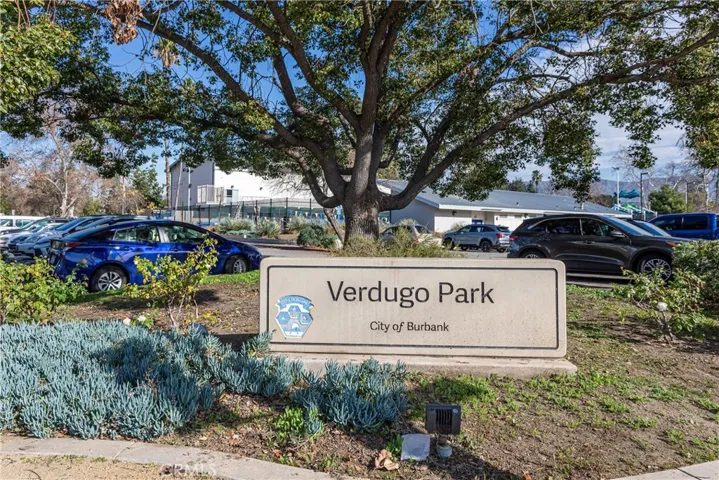 633 N Rosemary Lane, Burbank, California 91505