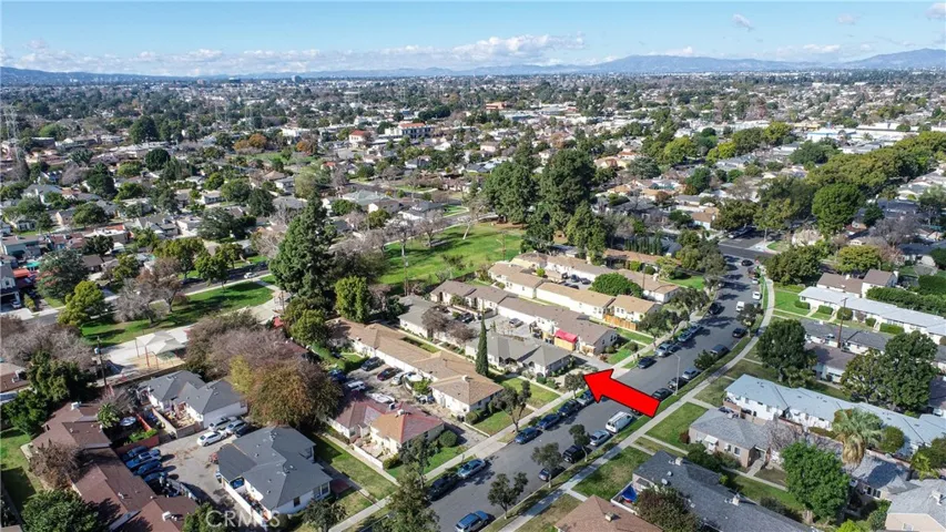 633 N Rosemary Lane, Burbank, California 91505