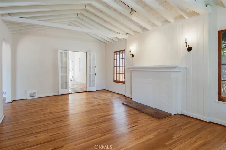 12138 Laurel Terrace Drive, Studio City, California 91604