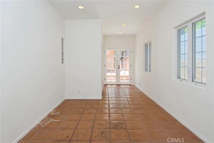 12138 Laurel Terrace Drive, Studio City, California 91604