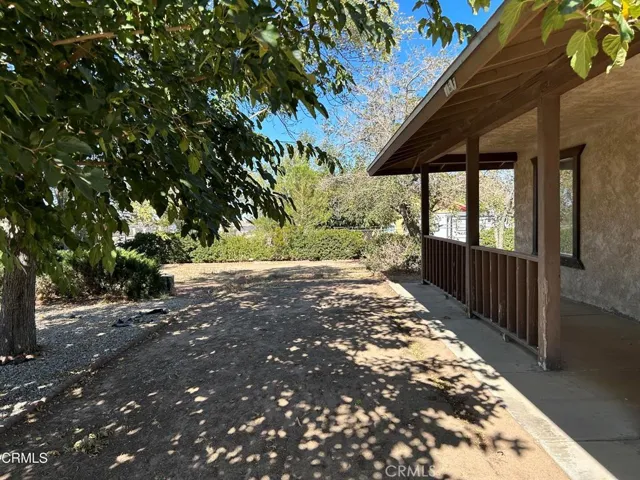 11515 Locust Avenue, Hesperia, California 92345
