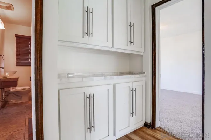5671 Churchward, San Diego, California 92114