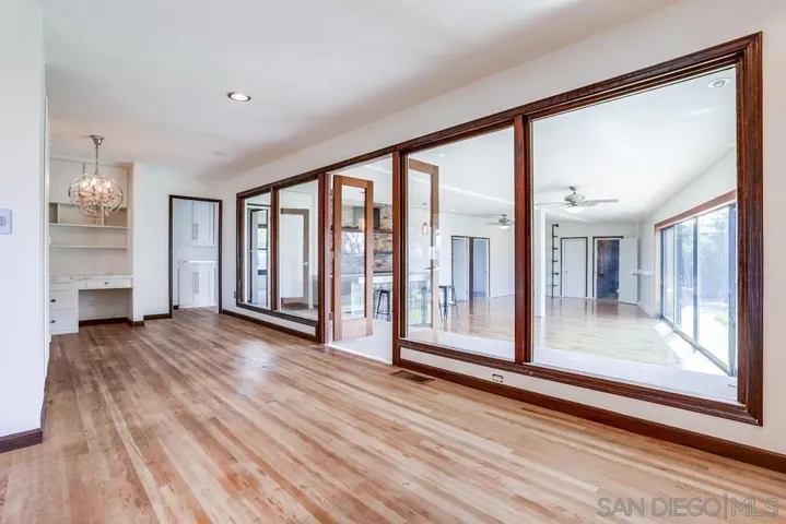 5671 Churchward, San Diego, California 92114