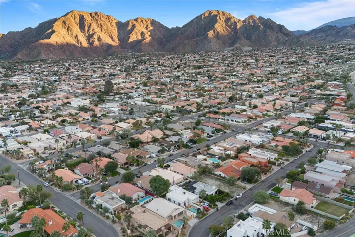 51833 Avenida Cortez, La Quinta, California 92253