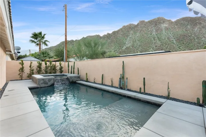 51833 Avenida Cortez, La Quinta, California 92253