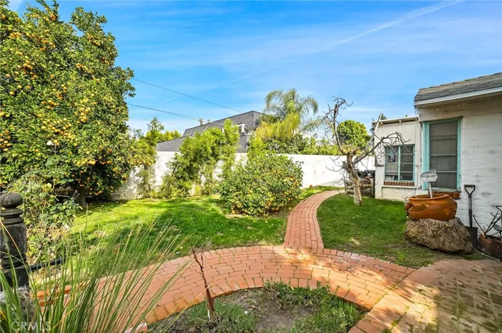 4928 Bluebell Avenue, Valley Village, California 91607