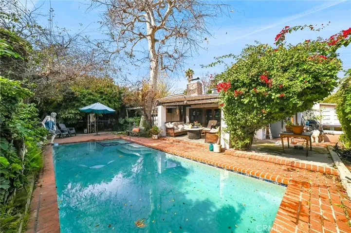 4928 Bluebell Avenue, Valley Village, California 91607