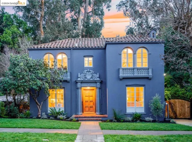 1279 Trestle Glen Rd., Oakland, California 94610