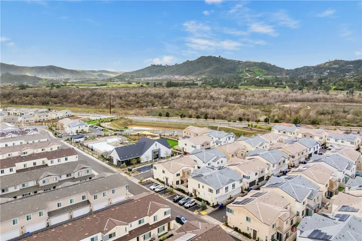 235 Perennial Place, Fallbrook, California 92028