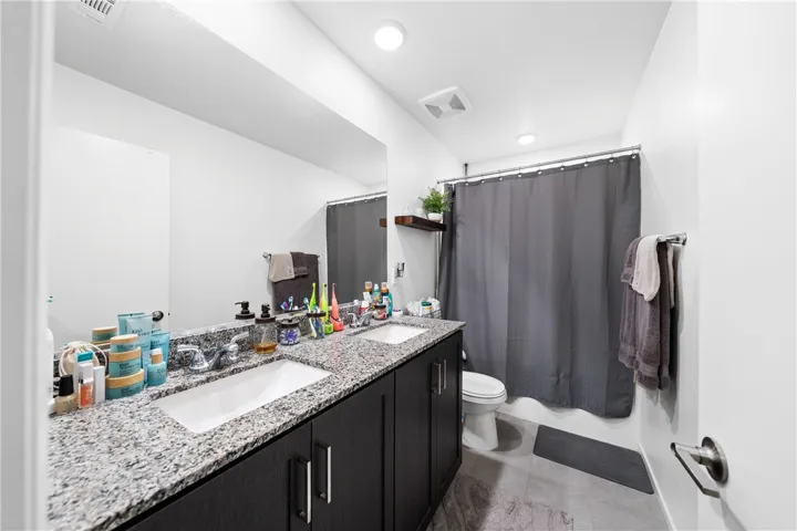 235 Perennial Place, Fallbrook, California 92028