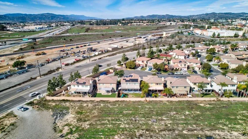 40728 La Salle Place, Murrieta, California 92563