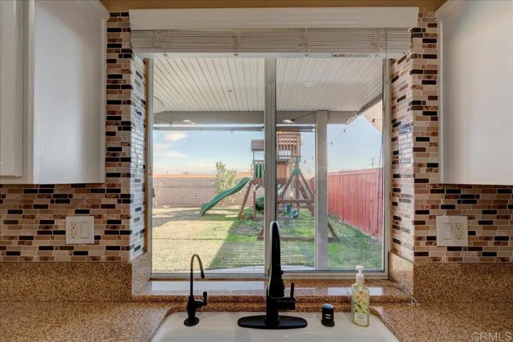 40728 La Salle Place, Murrieta, California 92563