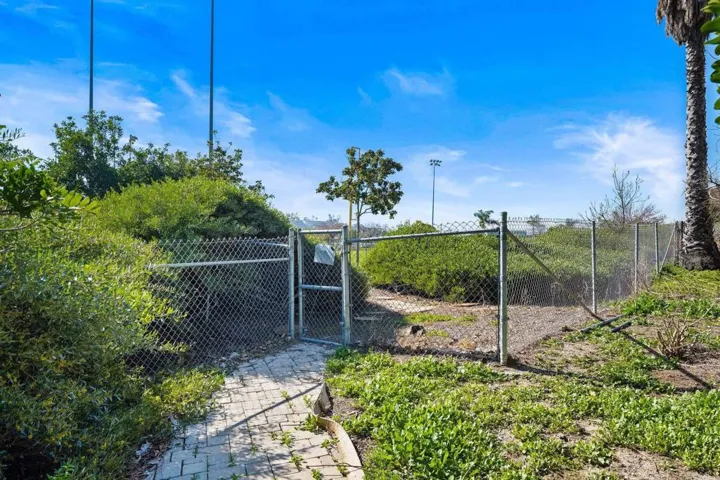 1079 Lau Hala Canyon, Vista, California 92081