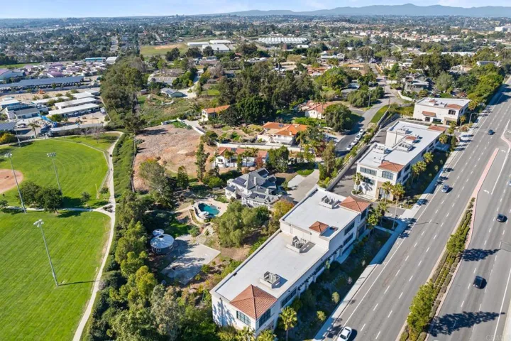 1079 Lau Hala Canyon, Vista, California 92081
