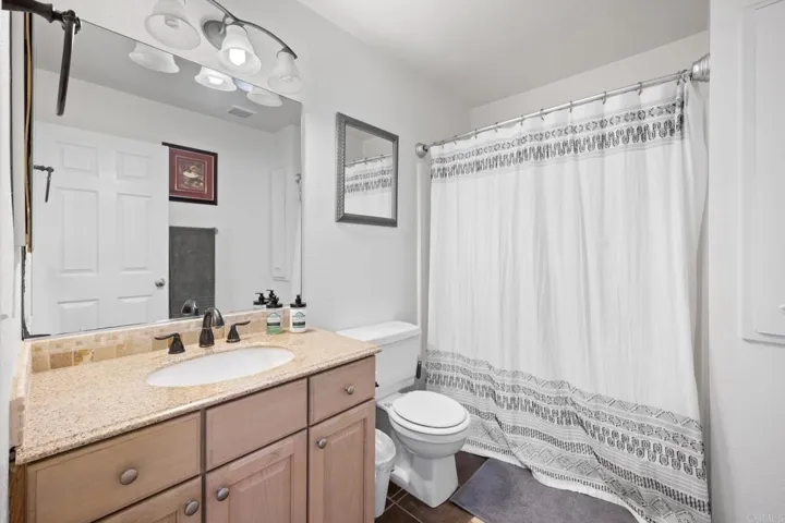 1079 Lau Hala Canyon, Vista, California 92081