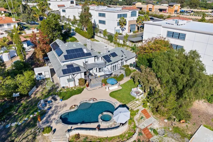 1079 Lau Hala Canyon, Vista, California 92081