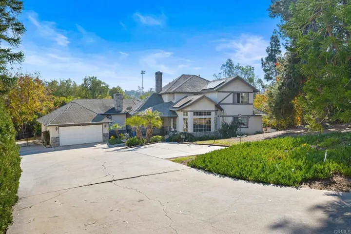 1079 Lau Hala Canyon, Vista, California 92081