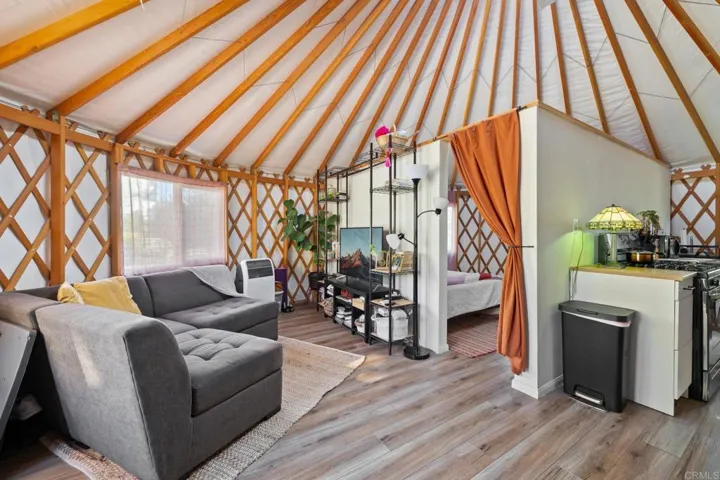 1079 Lau Hala Canyon, Vista, California 92081