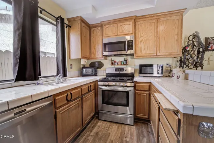2113 Buckwheat Ave Rosamond Jason Walter