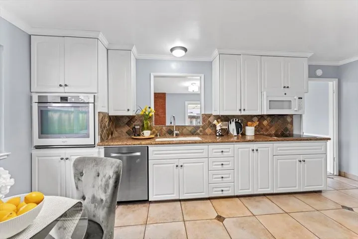 1114 Greenbriar Avenue, San Jose, California 95128