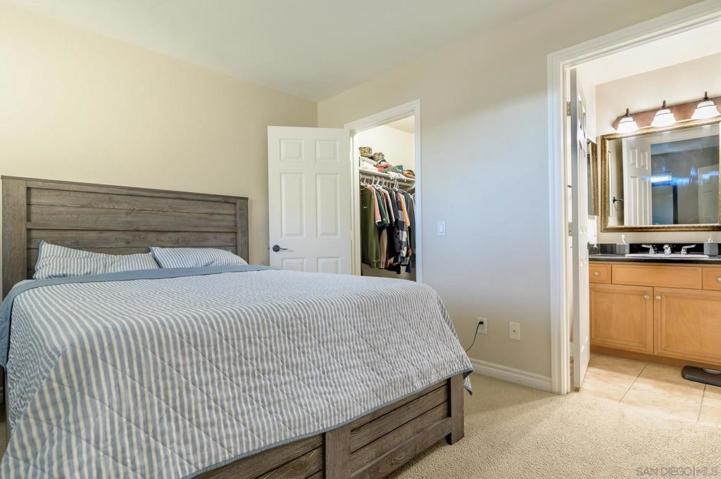 5022 Los Morros Way, Unit 38, Oceanside, California 92057