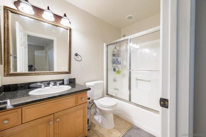 5022 Los Morros Way, Unit 38, Oceanside, California 92057
