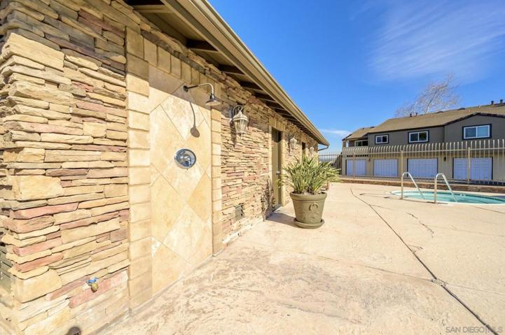 5022 Los Morros Way, Unit 38, Oceanside, California 92057