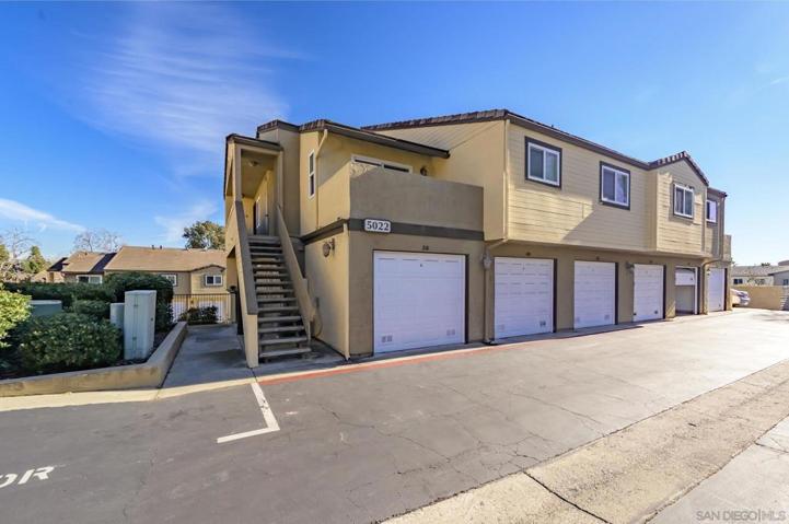 5022 Los Morros Way, Unit 38, Oceanside, California 92057