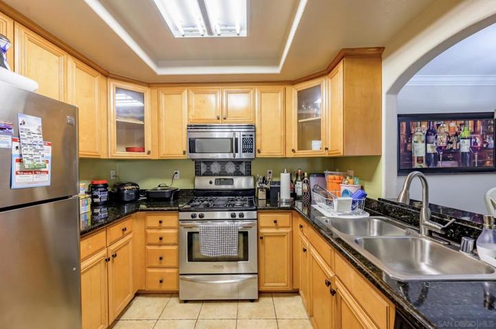 5022 Los Morros Way, Unit 38, Oceanside, California 92057