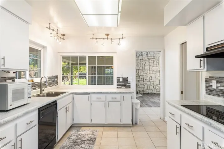 Kitchen area