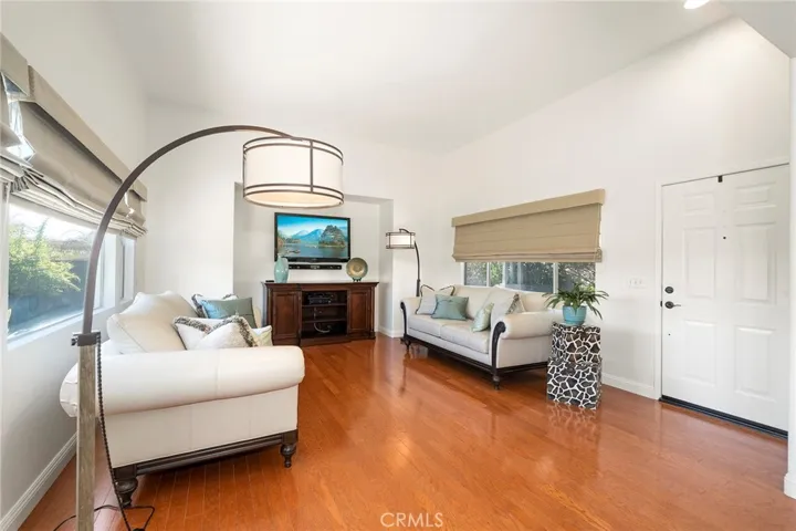 32903 Charmes, Temecula, California 92592