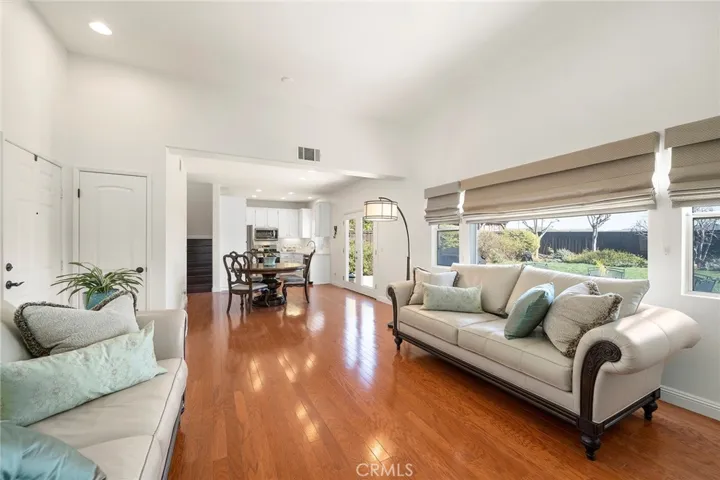 32903 Charmes, Temecula, California 92592