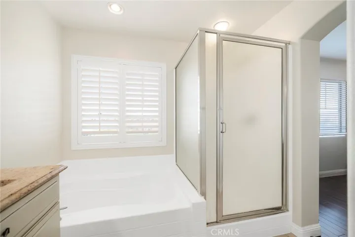32903 Charmes, Temecula, California 92592