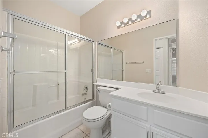 Bathroom_1