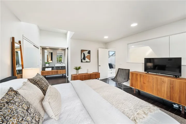 2405 Leona Avenue, San Luis Obispo, California 93401