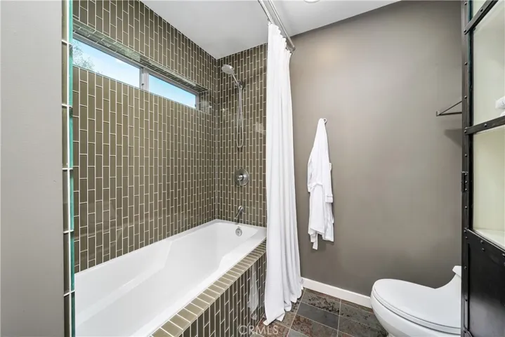 2405 Leona Avenue, San Luis Obispo, California 93401