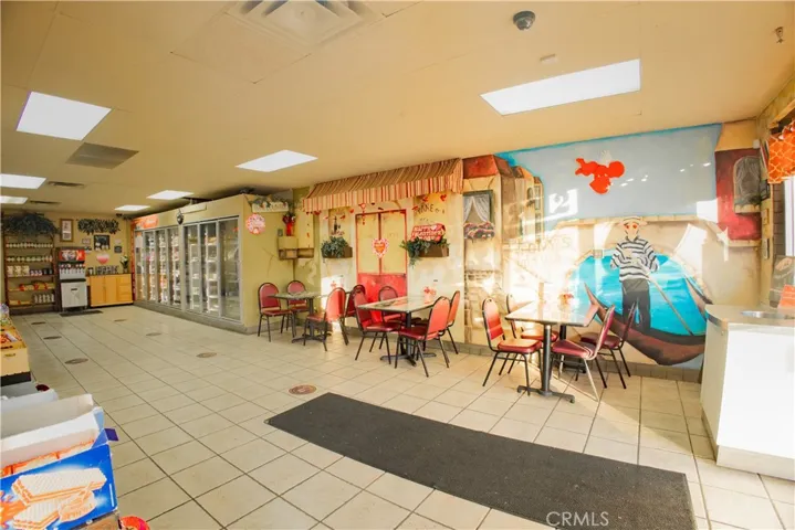 2008 W Whittier Boulevard, Montebello, California 90640