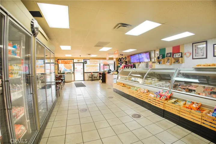 2008 W Whittier Boulevard, Montebello, California 90640