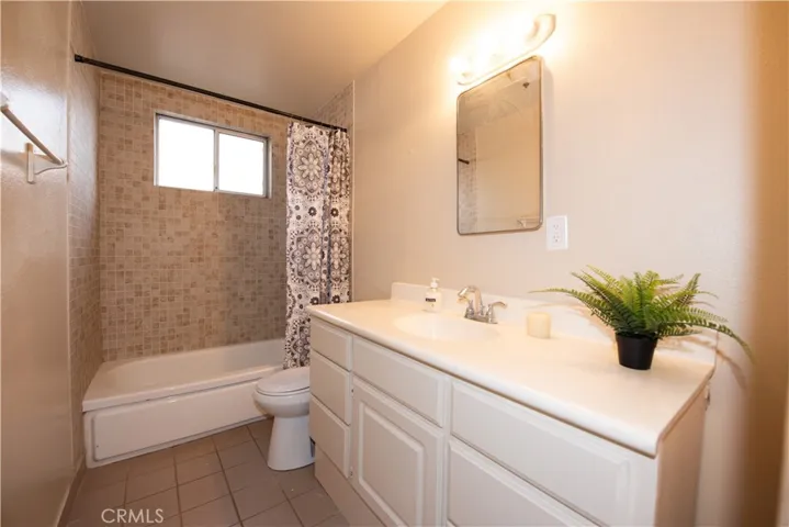 25487 Dayton Avenue, Barstow, California 92311
