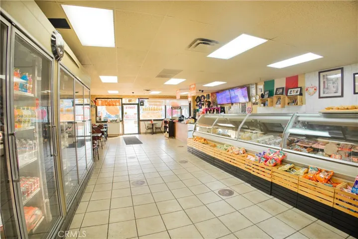 2012 W Whittier Boulevard, Montebello, California 90640