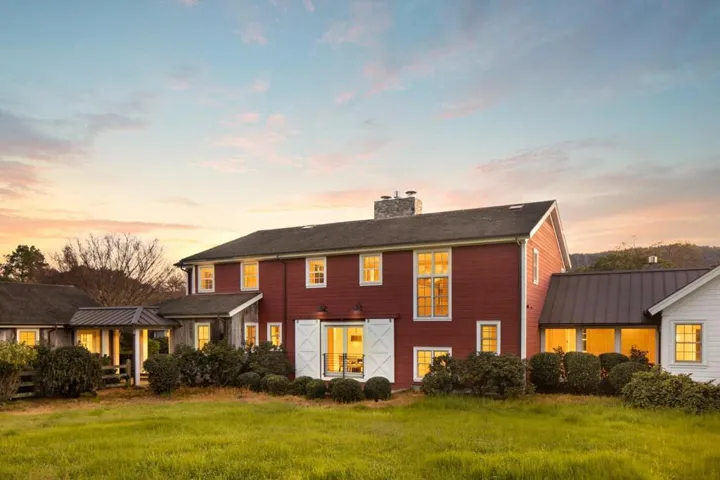 140 Olive Hill Lane, Woodside, California 94062