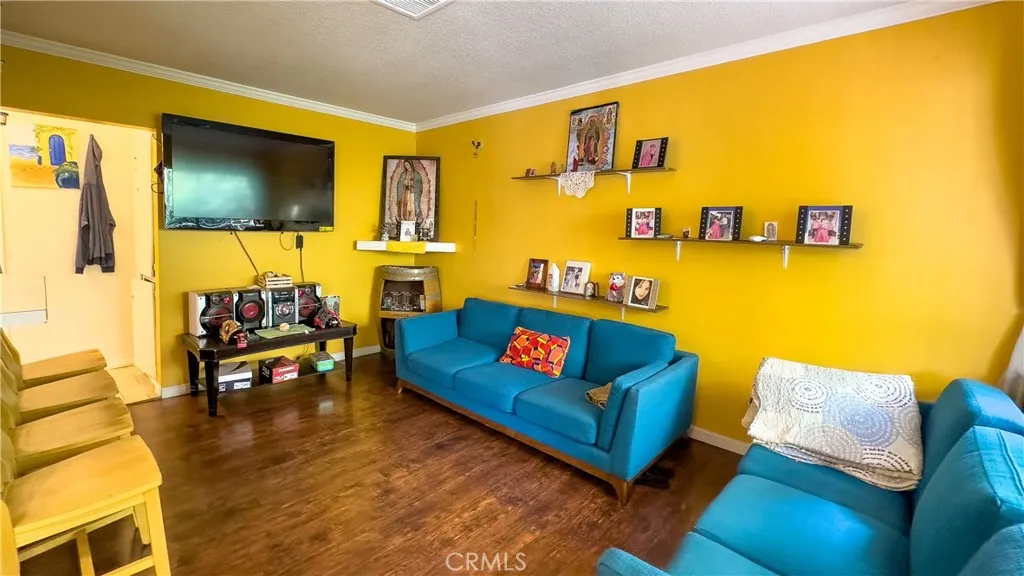 1837 Beloit Avenue, Los Angeles, California 90025 home-pic-39