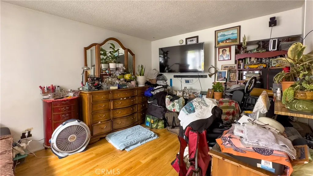 1837 Beloit Avenue, Los Angeles, California 90025 home-pic-31