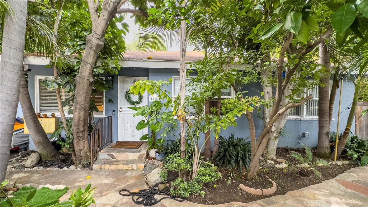 1837 Beloit Avenue, Los Angeles, California 90025 home-pic-7