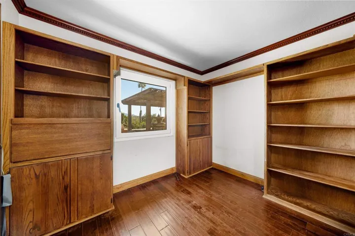 Primary room  walk-in closet