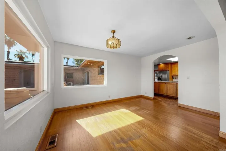 2027 Felicita Road, Escondido, California 92025