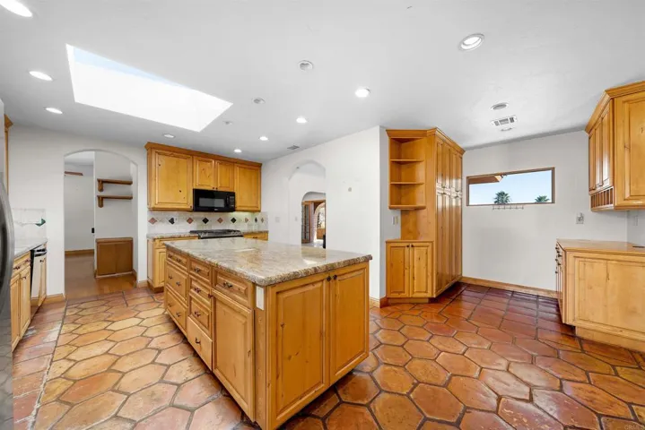 2027 Felicita Road, Escondido, California 92025