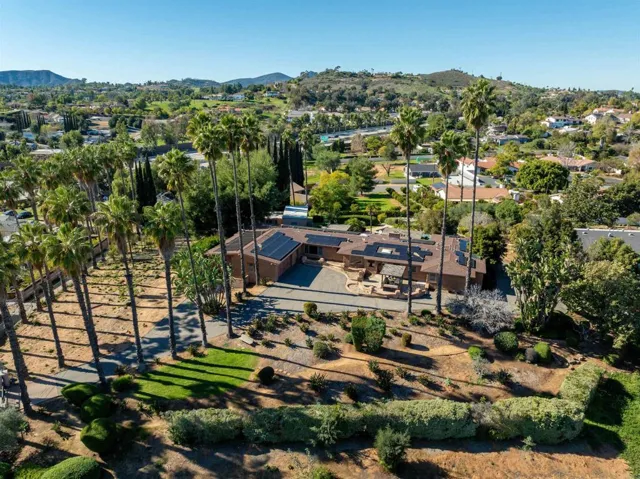 2027 Felicita Road, Escondido, California 92025