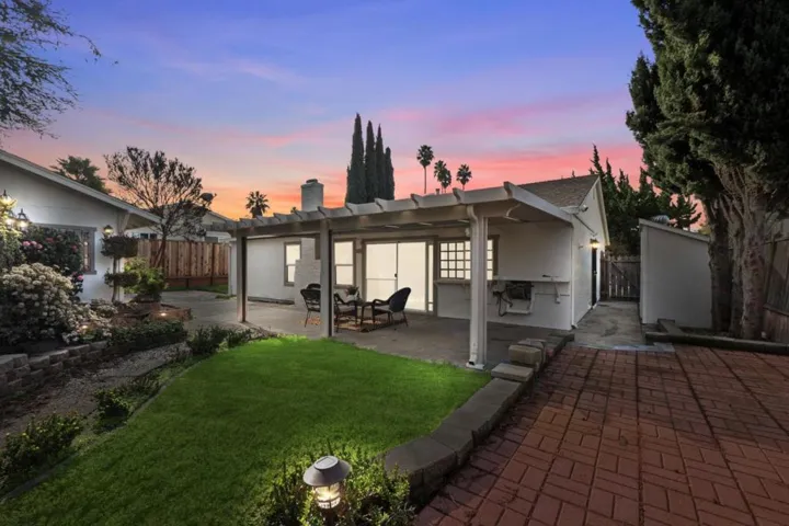 3116 Haga Drive, San Jose, California 95111