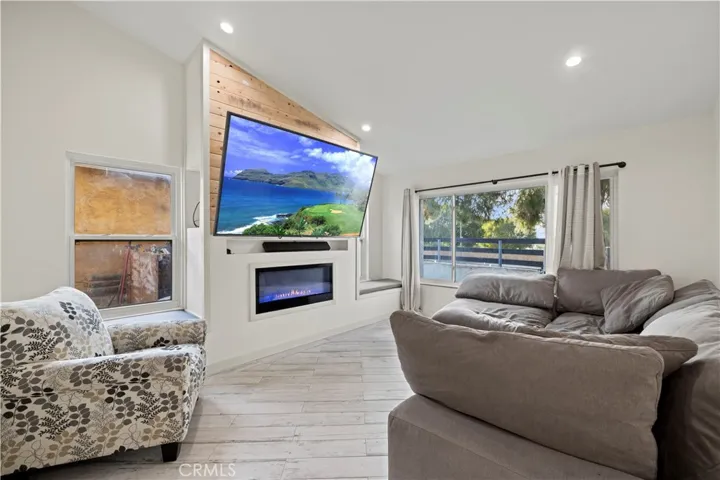 Fireplace electric